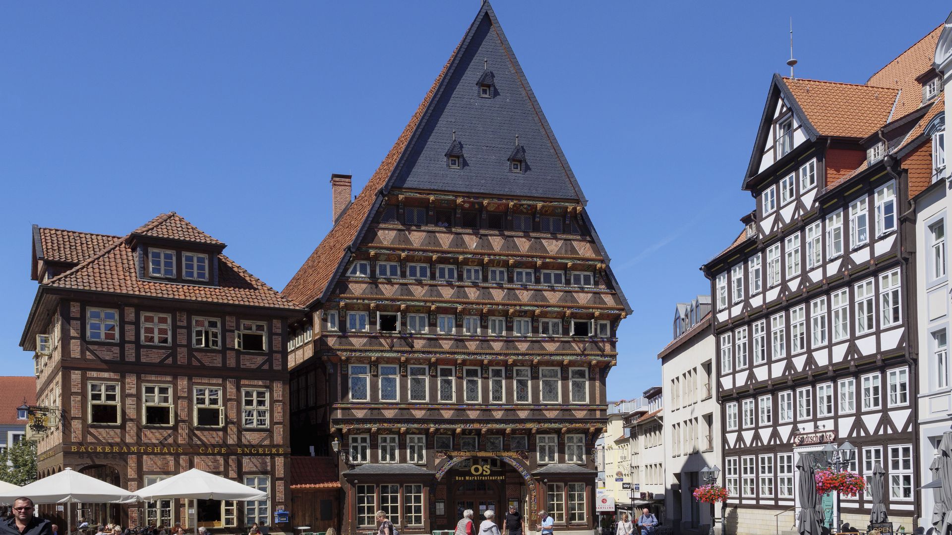 [Translate to English:] Bäckeramtshaus-Café Engelke, Museum Knochenhauerhaus und Stadtschenke am historischen Marktplatz, Hildesheim