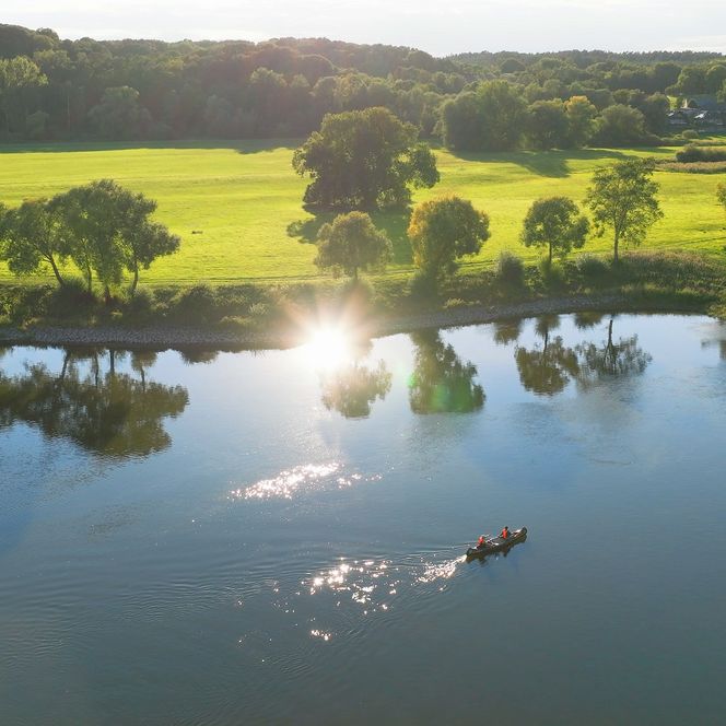 Kanufahrer auf der Elbe