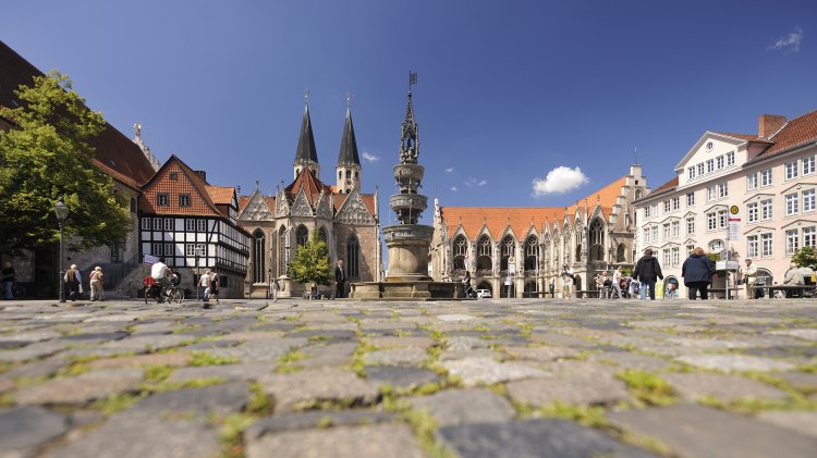 The old town market with its fountain, © Braunschweig Stadtmarketing GmbH / Daniel Möller