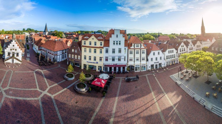 Market Square Lingen, © Lingen Wirtschaft + Tourismus GmbH/ Simon Clemens &amp; Matthias Horn