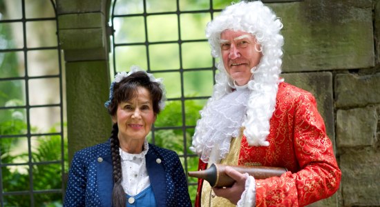 Fairytale figure Dr. Eisenbart in Hann. Münden, © © Paavo Blafield / Deutsche Märchenstraße e.V.