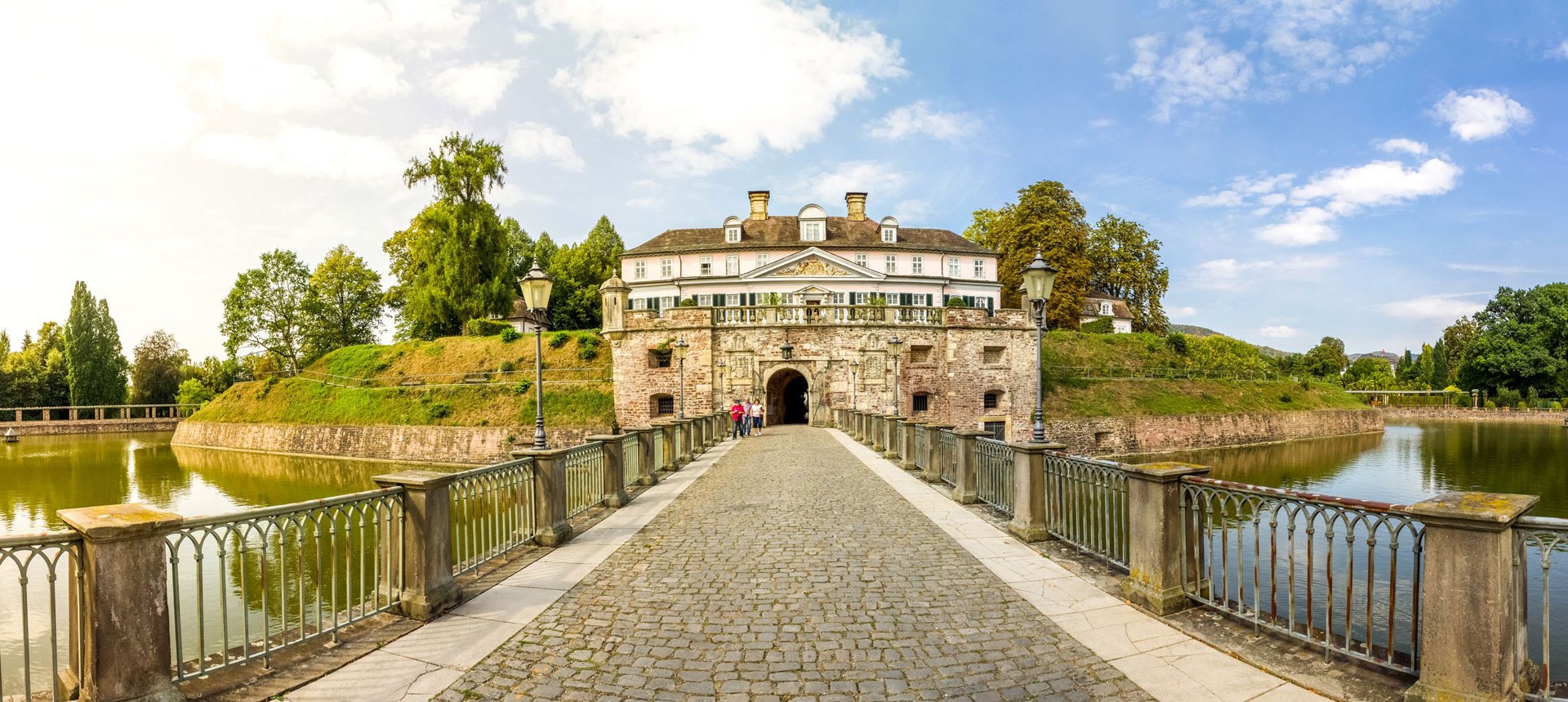 Schloss Bad Pyrmont, © Fotolia