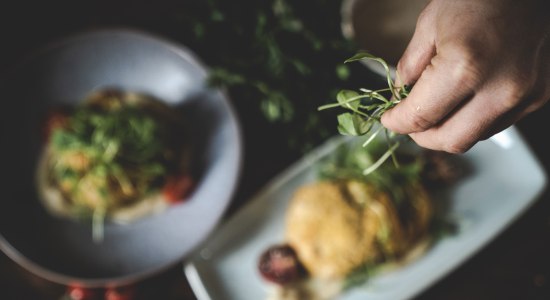 food arrangement, © AdobeStock_45063330