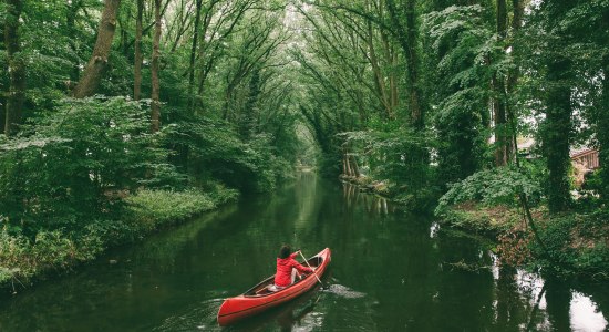 View of a canoeist on the canalized Deichhase, © German Roamers / David Kollmann