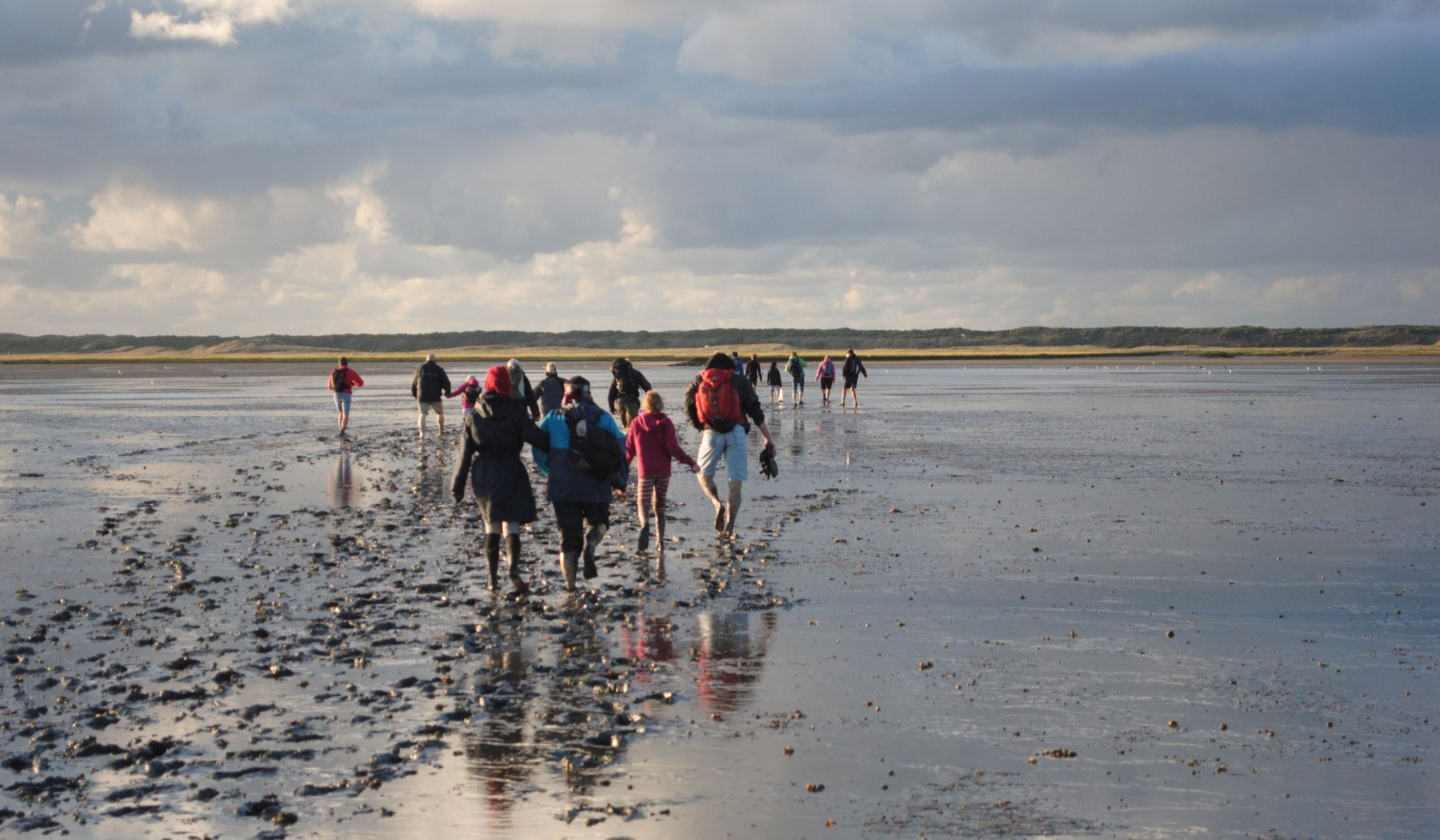 Langeoog hiking EN, © Wattwanderzentrum Ostfriesland / Joke Pouliart