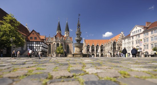 The old town market with its fountain, © Braunschweig Stadtmarketing GmbH / Daniel Möller