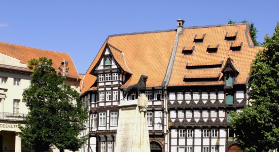 View of the lion on the castle square, © Braunschweig Stadtmarketing GmbH / Gisela Rothe