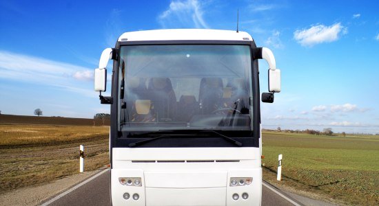 Coach on a road, © Fotolia / Thaut Images