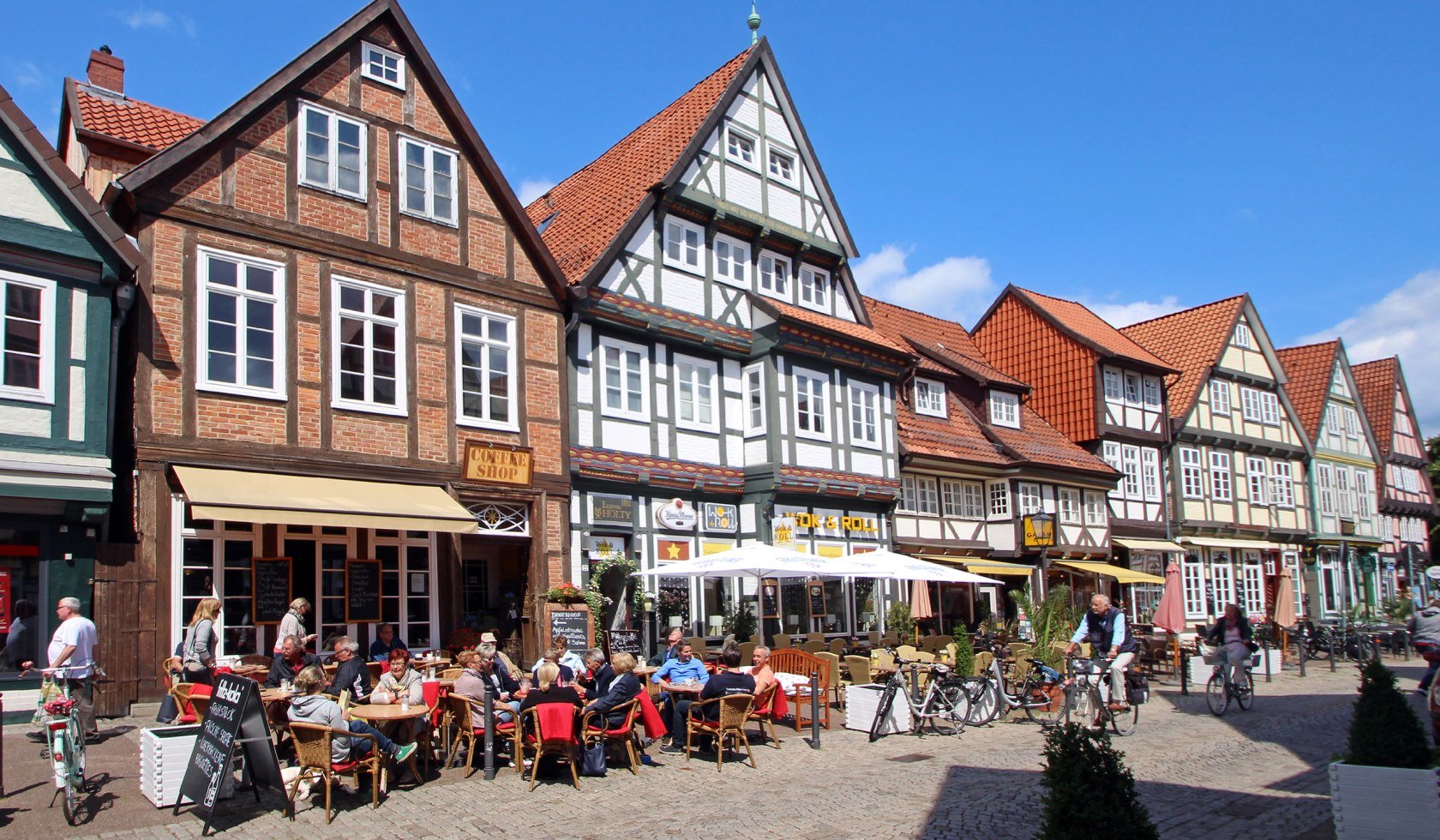 Café in Celle in der Schuhstraße, © Celle Tourismus und Marketing GmbH/ K. Behre