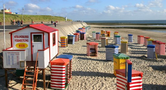 Strandzelte auf Borkum, © Ostfriesland Tourismus GmbH / www.ostfriesland.de
