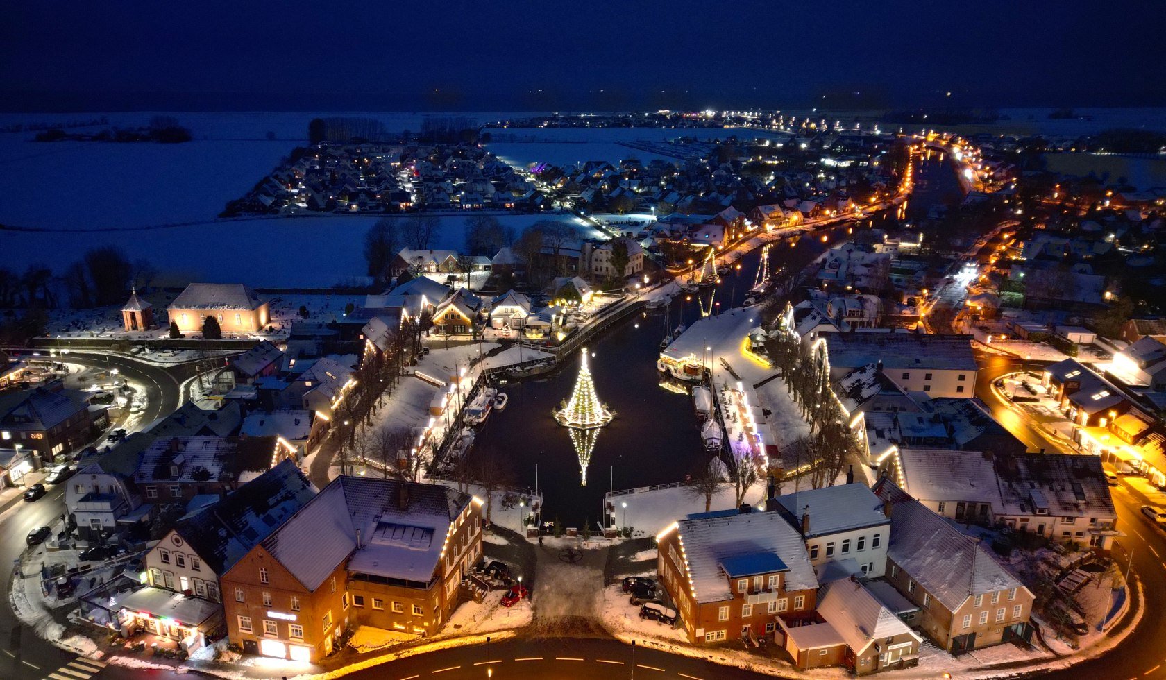 View of the winter market in the Carolinensiel harbour basin, © Nordseebad Carolinensiel-Harlesiel GmbH/Nordseebad Carolinensiel-Harlesiel GmbH