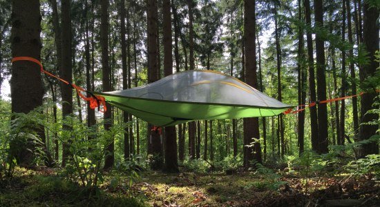 Tree tents in the Barfusspark Harkebrügge, © Wolfgang Stelljes