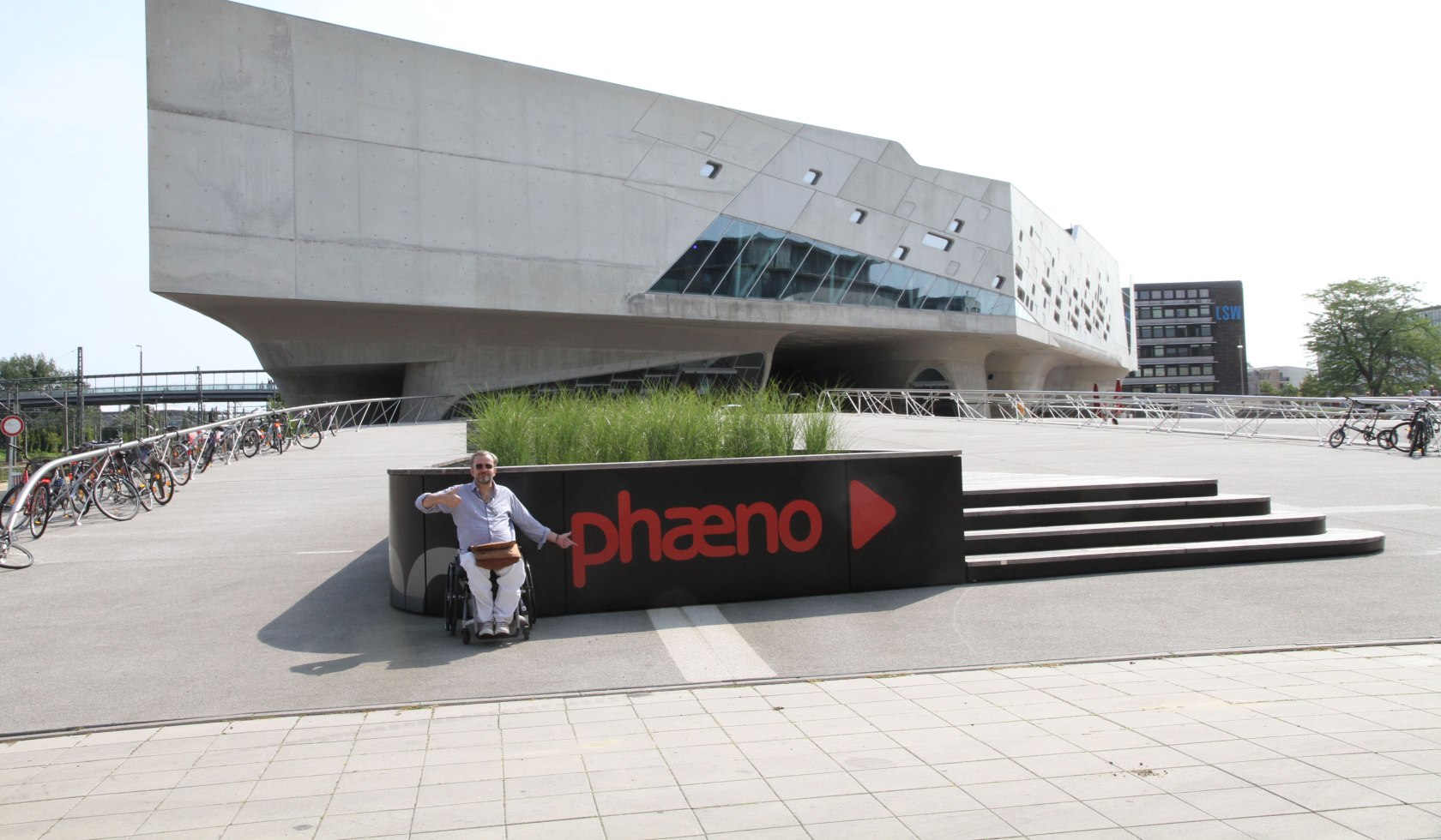 the phaeno from outside, © Miriam Füß