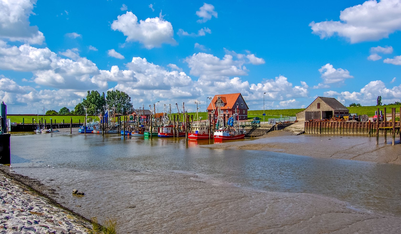 Small fishing port, © fotolia / hanseat