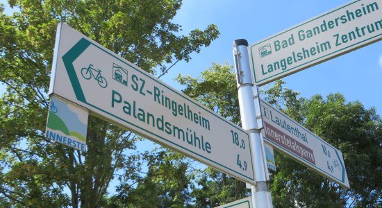 Bike signpost on the Innerste Cycle Path, © Tourismusverband Nördliches Harzvorland / e.V.