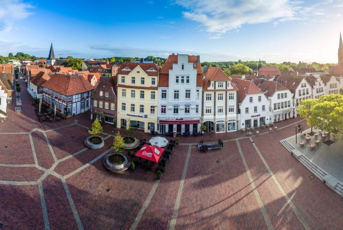 Market Square Lingen, © Lingen Wirtschaft + Tourismus GmbH/ Simon Clemens &amp; Matthias Horn