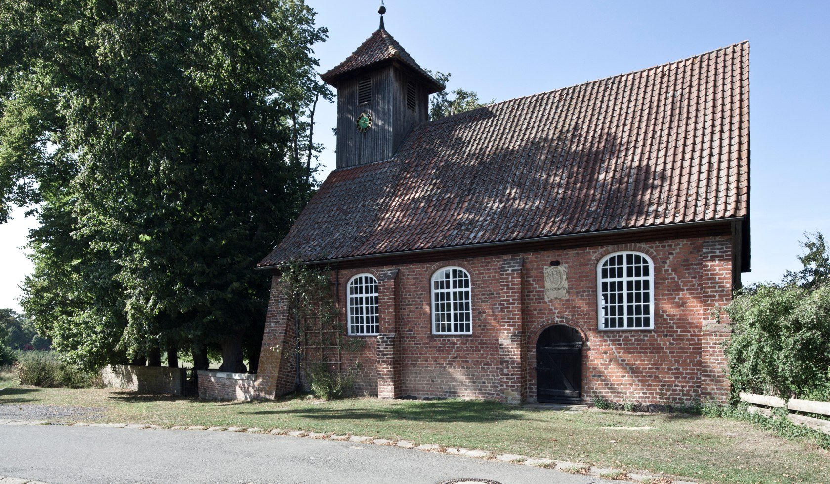 chapel in Bothmer near Schwarmstedt, © Tourismusregion Aller-Leine-Tal / Mirko Krenzel