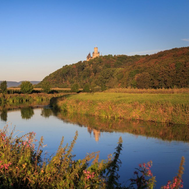 Leine River and Marienburg Castle, © Hannover Tourismus &amp; Marketing GmbH/ Lars Gerhardts