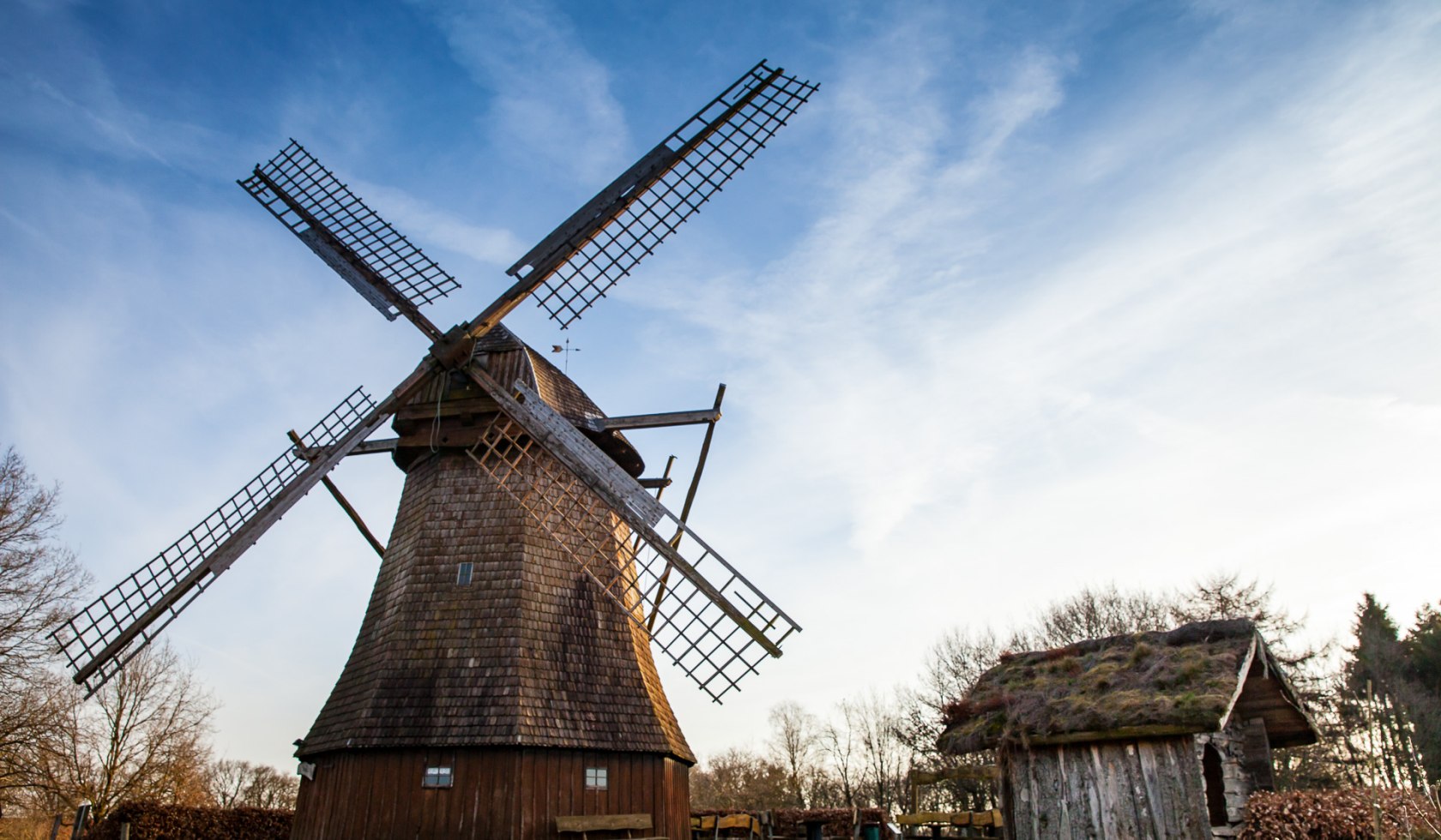 Gehlenberger windmill in the district of Cloppenburg, © malopo