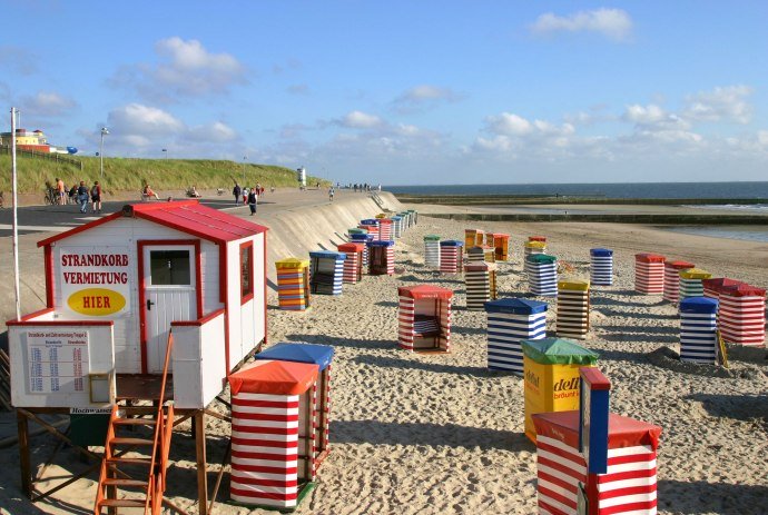 Strandzelte auf Borkum, © Ostfriesland Tourismus GmbH / www.ostfriesland.de