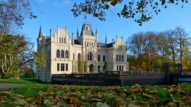 Die Evenburg in Leer, © Ostfriesland Tourismus GmbH