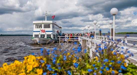 Passenger ship, © Sabine Braun