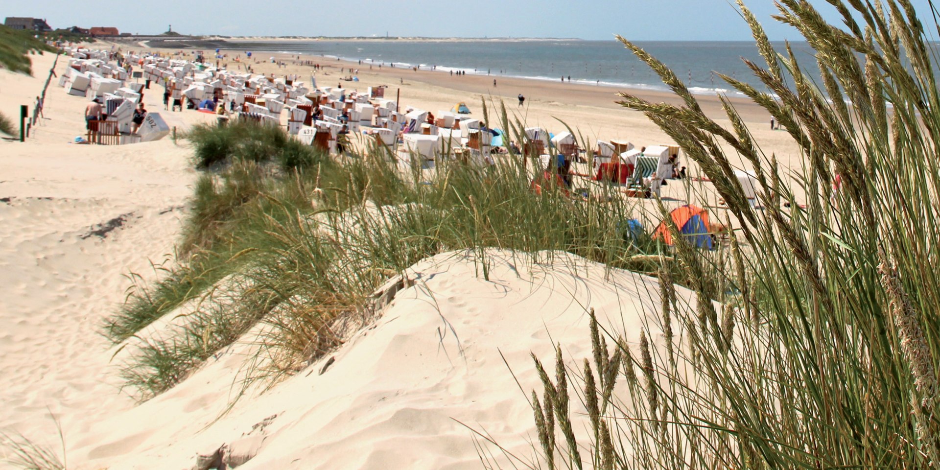 Dünen und Strand auf der Ostfriesischen Insel Baltrum, © Kurverwaltung Baltrum / Denis Metz