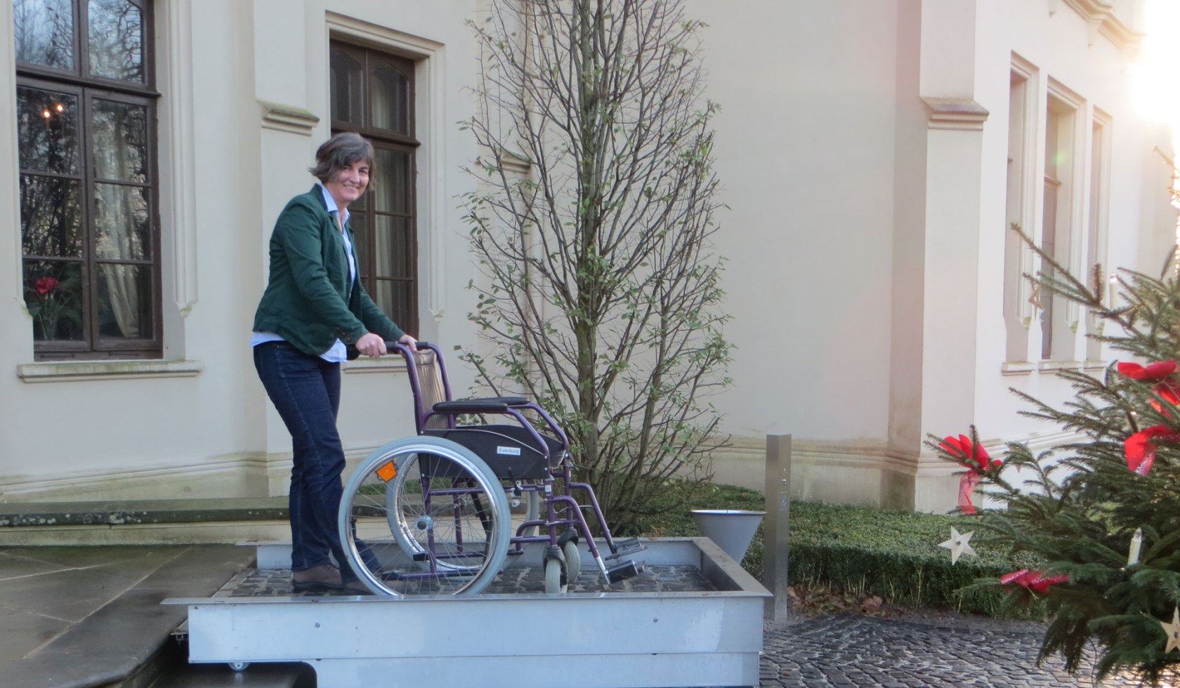 Zugang für Rollstühle, © Schloss Evenburg