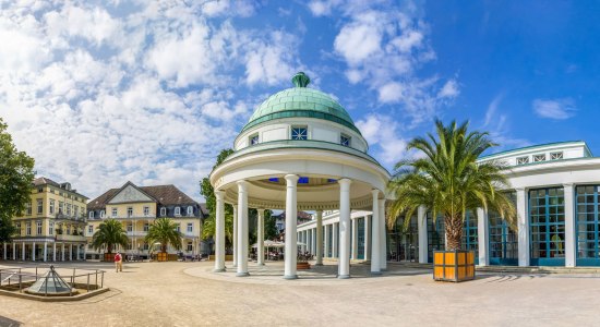 Bad Pyrmont Kurhaus, © Fotolia - ©pure-life-pictures - stock.adobe.com