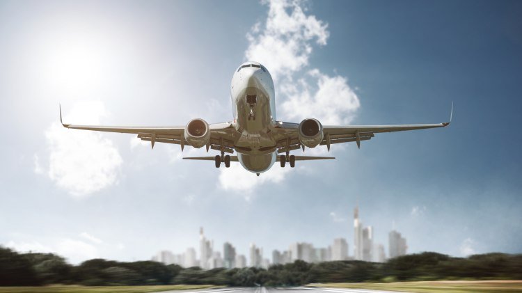 Plane, © Fotolia / m.mphoto