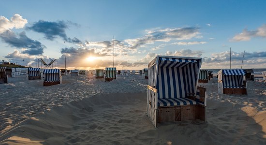 Strandkörbe auf Wangerooge, © Kurverwaltung Wangerooge / Kees van Surksum