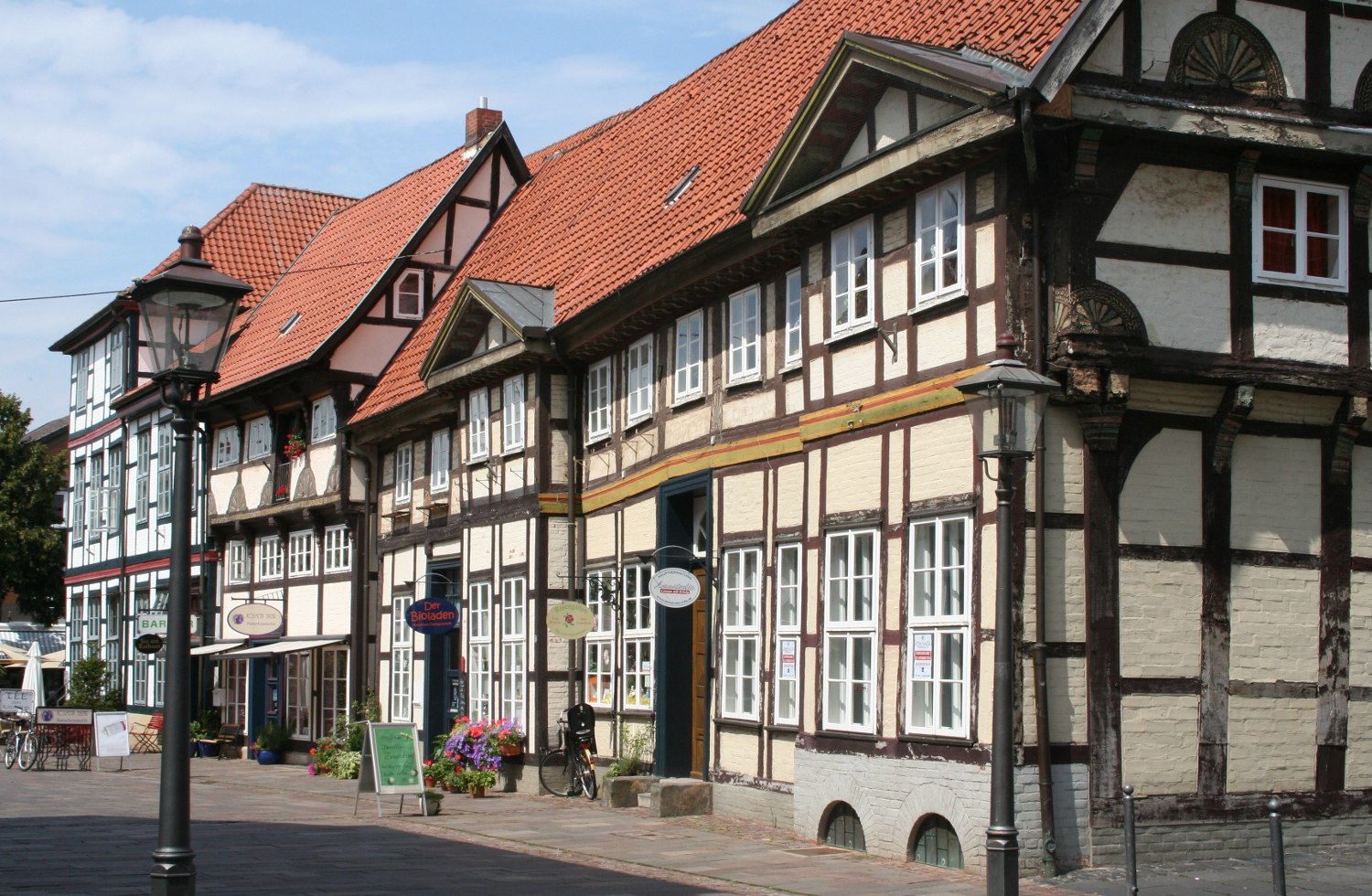 The beautiful half-timbered houses in the old town of Nienburg., © Mittelweser-Touristik GmbH