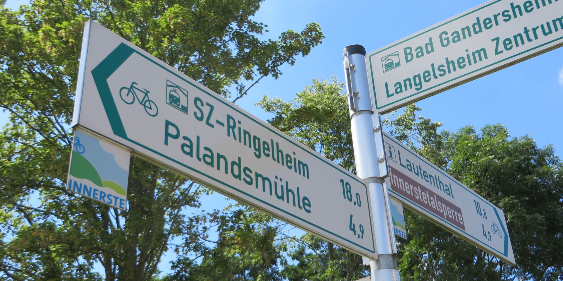 Bike signpost on the Innerste Cycle Path, © Tourismusverband Nördliches Harzvorland / e.V.
